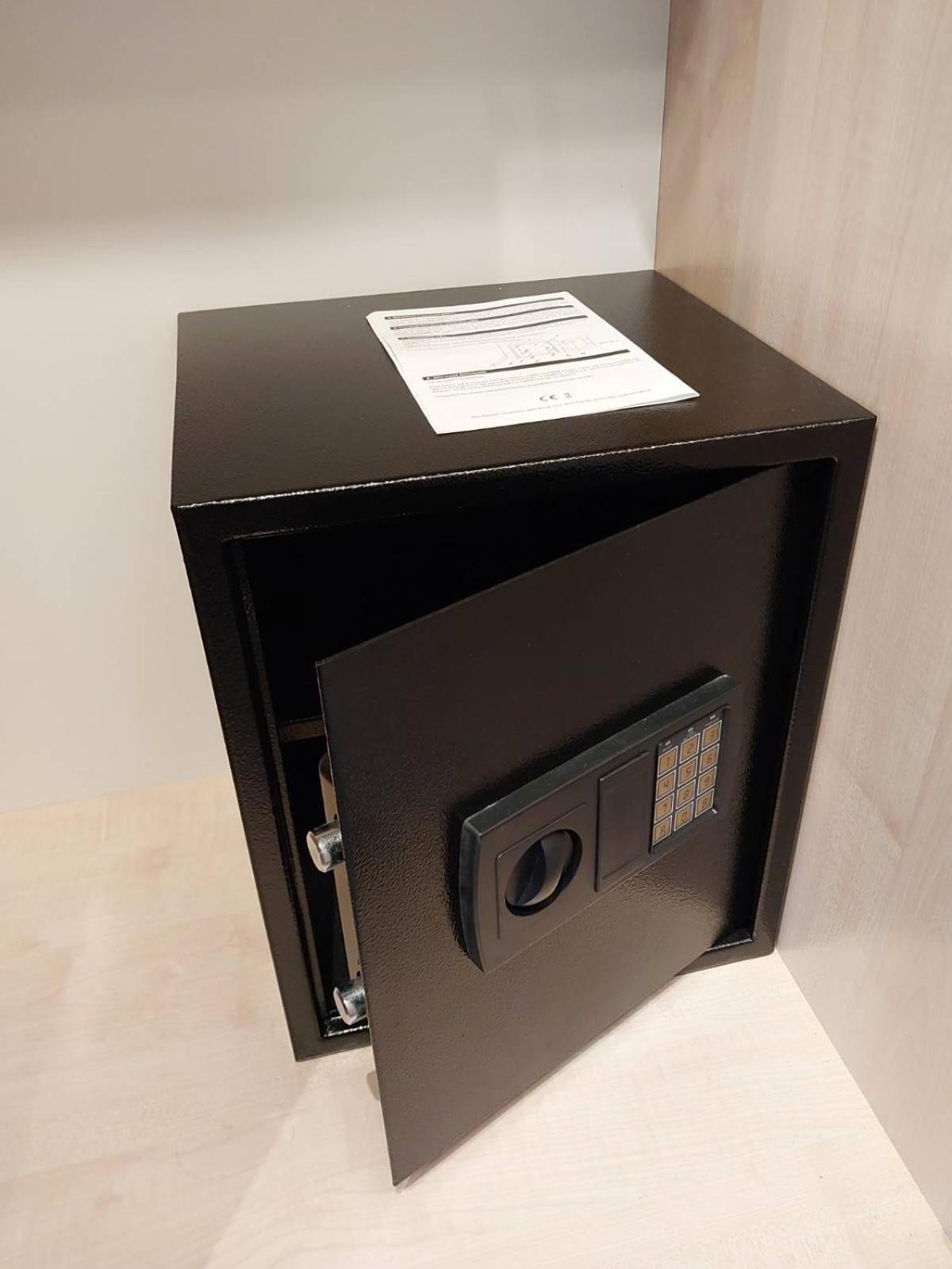 דירות ורשה Lake Park Apartament With Free Parking Airport Netflix מראה חיצוני תמונה
