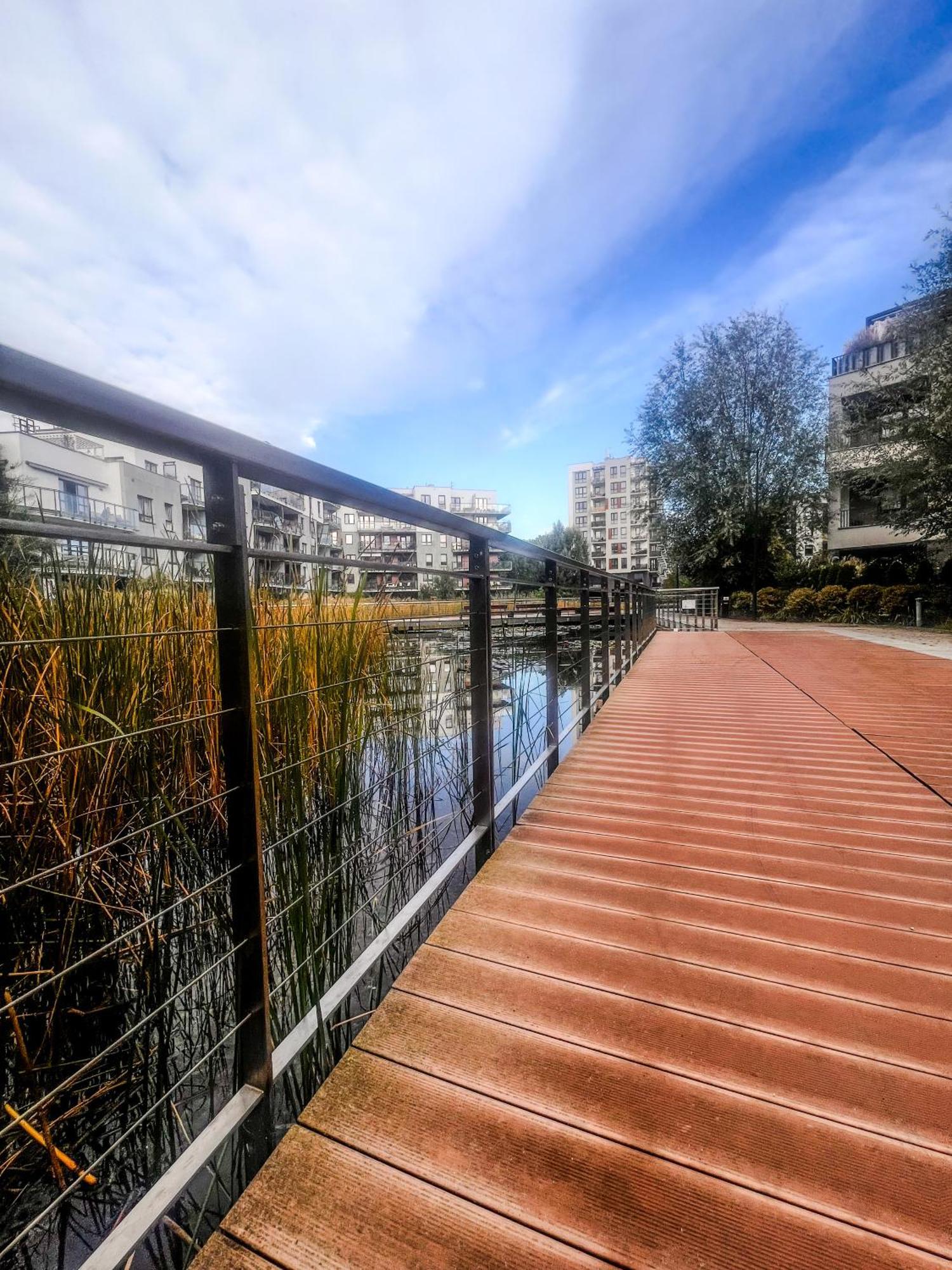 דירות ורשה Lake Park Apartament With Free Parking Airport Netflix מראה חיצוני תמונה